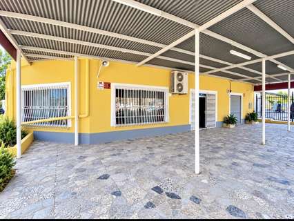 Nave industrial en venta en Orihuela