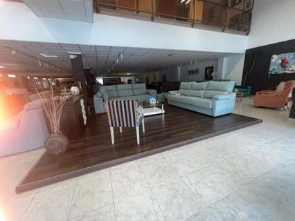 Local comercial en venta en Coles