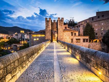 Chalet en venta en Besalú