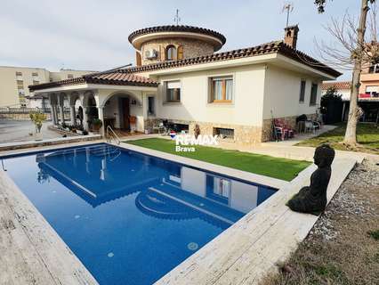 Chalet en venta en Girona