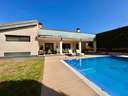 Chalet en venta en Roses