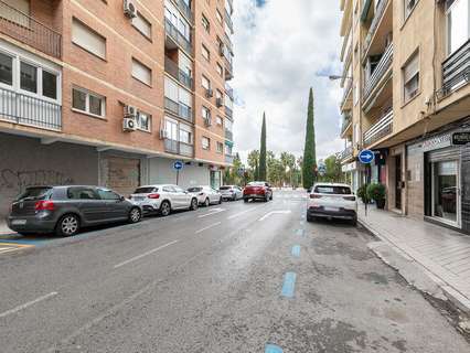 Local comercial en venta en Granada