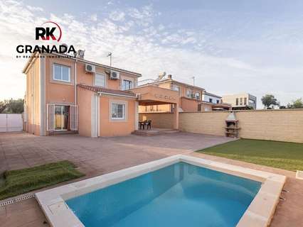 Chalet en venta en Atarfe