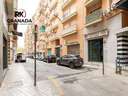 Local comercial en venta en Granada