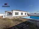 Chalet en venta en Las Gabias