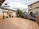 Casa en venta en La Zubia