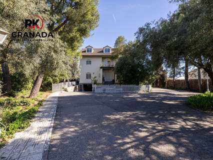 Chalet en venta en Atarfe