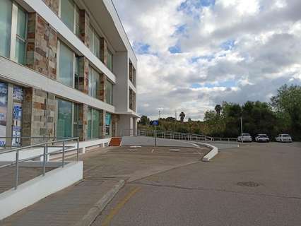 Local comercial en venta en Los Barrios