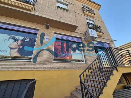 Local comercial en venta en La Zubia