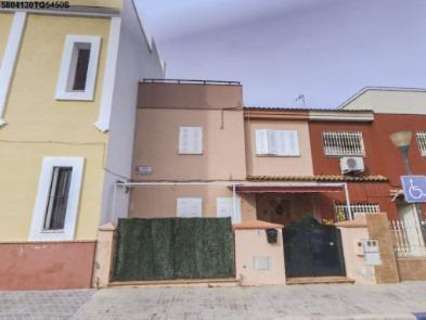 Casa en venta en Mairena del Alcor