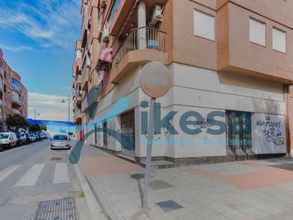 Local comercial en venta en Almería
