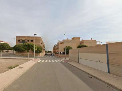 Piso en venta en Vícar