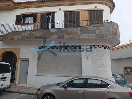 Local comercial en venta en Los Barrios