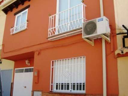 Casa en venta en La Zubia