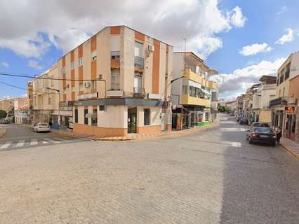 Local comercial en venta en Navalvillar de Pela