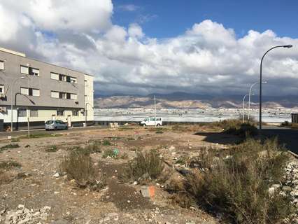 Parcela urbana en venta en Roquetas de Mar