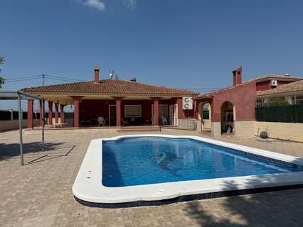 Chalet en venta en Albatera
