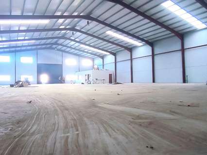 Nave industrial en venta en Arroyo de la Luz rebajada