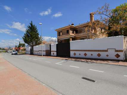 Chalet en venta en Las Gabias