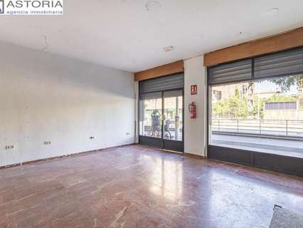 Local comercial en venta en Granada rebajado