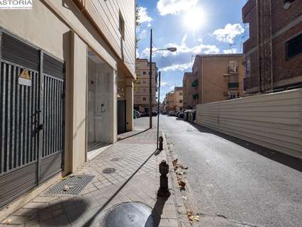 Plaza de parking en venta en Granada rebajada