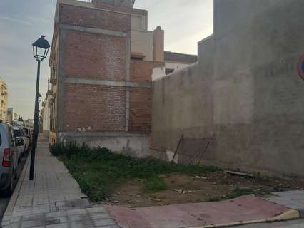 Parcela urbana en venta en La Algaba