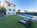 Chalet en venta en Las Gabias