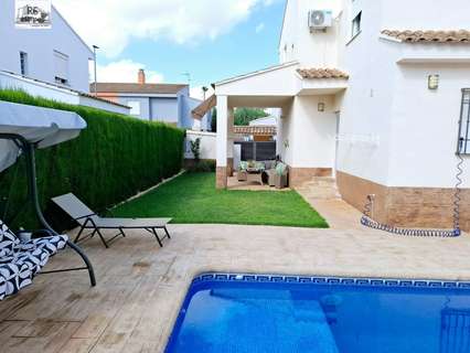 Casa en venta en La Pobla de Vallbona rebajada