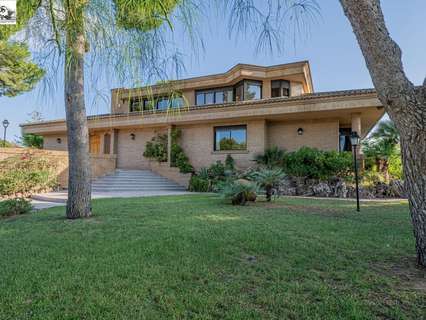 Casa en venta en L'Eliana rebajada