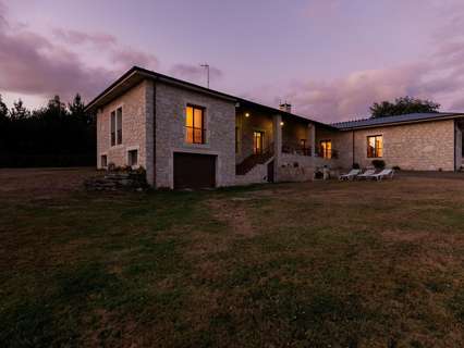 Chalet en venta en Friol