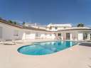 Casa en venta en Estepona