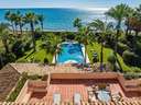 Casa en venta en Estepona