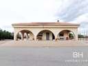 Chalet en venta en Crevillent