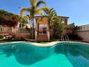 Chalet en venta en Elche/Elx rebajado