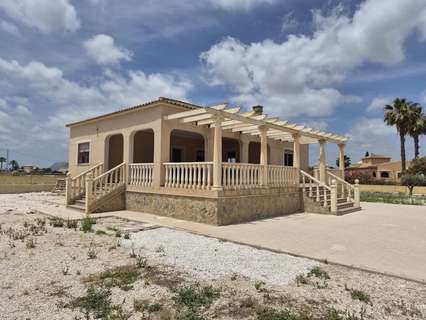 Chalet en venta en Catral
