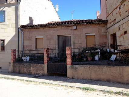 Villa en venta en Vilviestre del Pinar