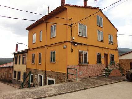 Villa en venta en Quintanar de la Sierra