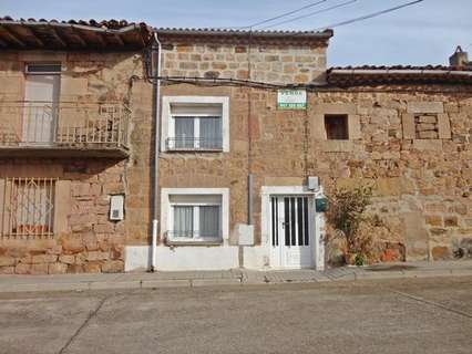 Villa en venta en Salas de los Infantes