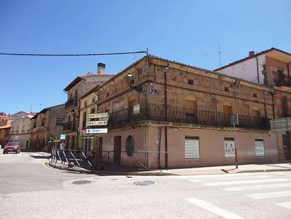 Edificio en venta en Salas de los Infantes