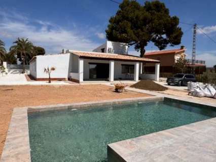 Villa en venta en Santa Pola