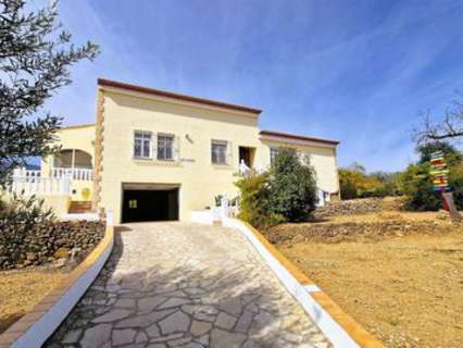 Chalet en venta en Parcent