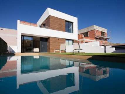 Villa en venta en El Campello