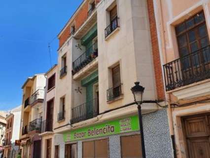 Local comercial en venta en Ayora