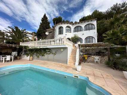 Villa en venta en Úrbel del Castillo