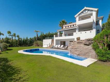 Villa en venta en Estepona