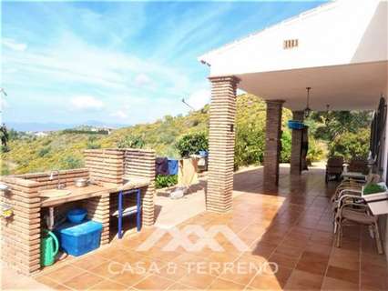 Villa en venta en Canillas de Aceituno