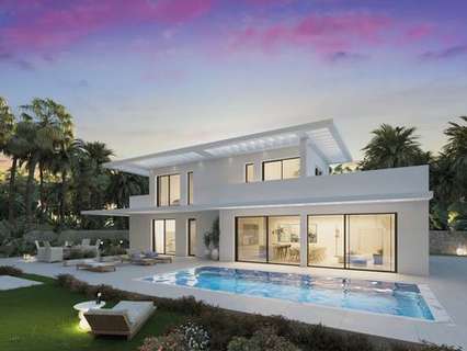 Villa en venta en Estepona