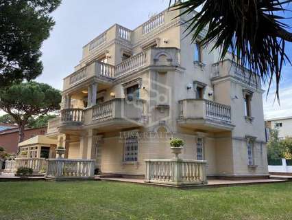 Villa en alquiler en Castelldefels