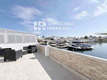 Villa en venta en Roses