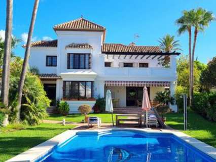 Villa en venta en Marbella